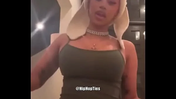 Cardi B jerking off whipped cream can