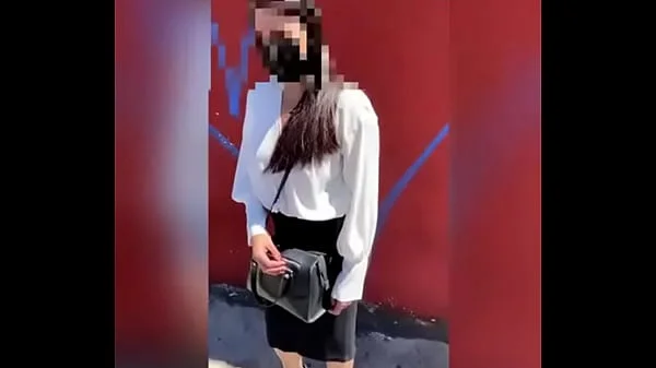 Sexo por DINERO! Le ofrezco DINERO a SEÑORA Mexicana Sumisa que Estaba Esperando su Camión para Irse a Trabajar! Le Doy Dinero para que me la CHUPE en la CALLE y no Vaya a Trabajar! PARTE #2