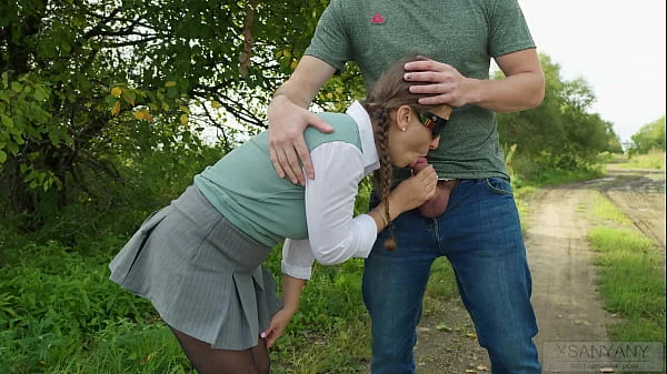 Girl, what's your name? Accidentally met a stranger outdoors and fucked her!