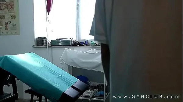 Medical exam & vibro orgasm