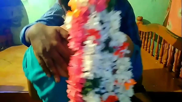 tamil Jasmine flower aunty pressing big boobs