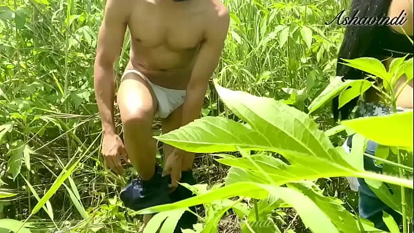 Sexy desi beb got huge Cumshot in the Woods!!!