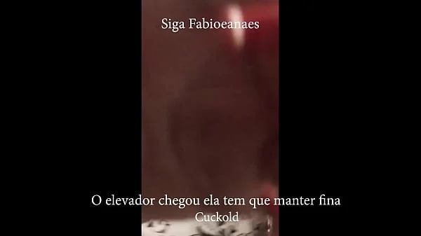 Sensual. Depois da transa a hotwife é acompanhada pelo Amigo tira uma casquinha dela no restaurante debaixo da mesa e corno filmando e legendando