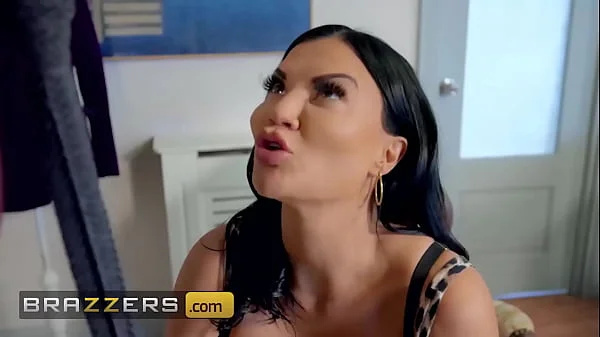 Huge cock (Danny D) fills Thicc Big tit (Jasmine Jae's) ass mouth pussy and tits - Brazzers