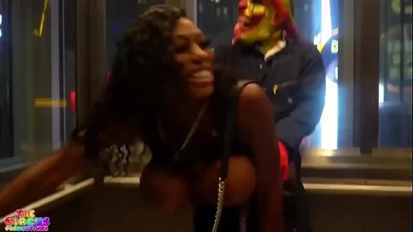 Michael Myers fucks Ebony Mystique on the Las Vegas Strip