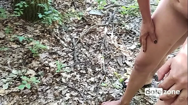 Amateur couple fuck in nature