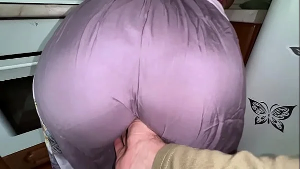 Stepson lifted his step mom skirt and saw a big ass for anal sex